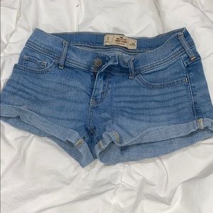 Hollister Jean shorts